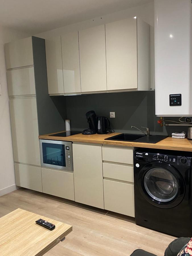 Studio 25M2 Avec Parking Prive - Lycee Roosevelt - Arena - Gare Reims Eksteriør bilde